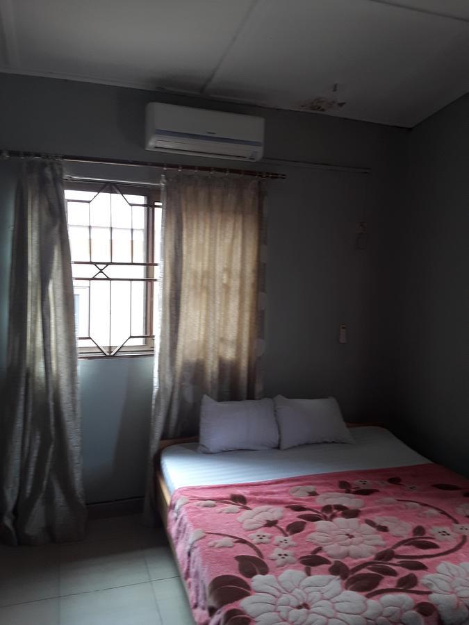 Bizay Hotel Sunyani Экстерьер фото